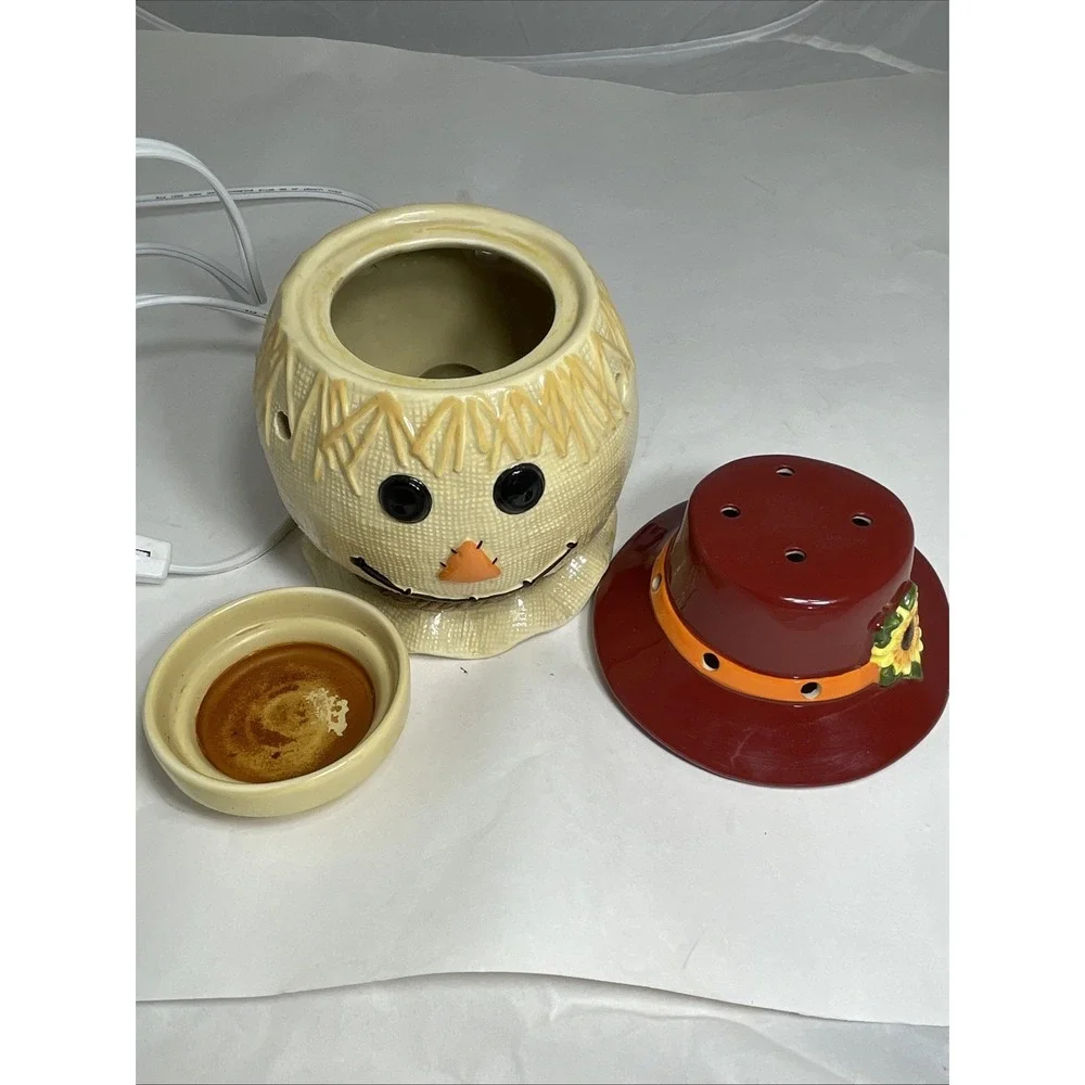 Scentsy Scarecrow Premium Warmer Full Size Retired Fall‎ Halloween Thanksgiving